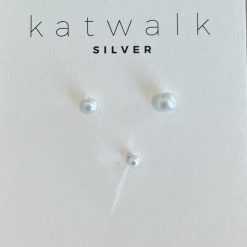 Zilveren oorringen van Katwalk Silver. 
