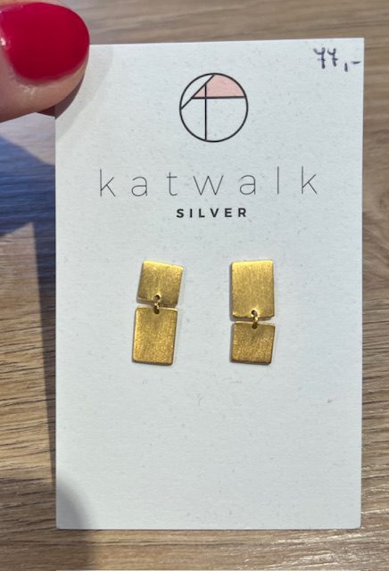 Zilveren oorring vierkant Katwalk Silver